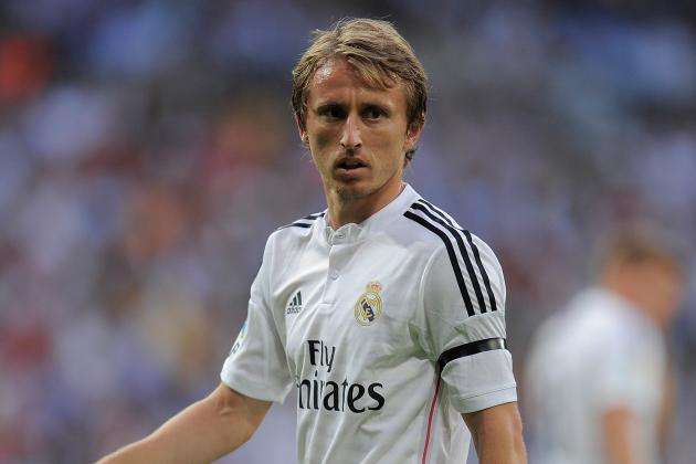 U23国足vs乌兹U23首发！王钰栋、拜合拉木、杨希首发，蒯纪闻替补！